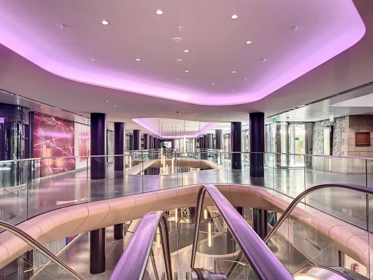 Commercial in Genève — 2
