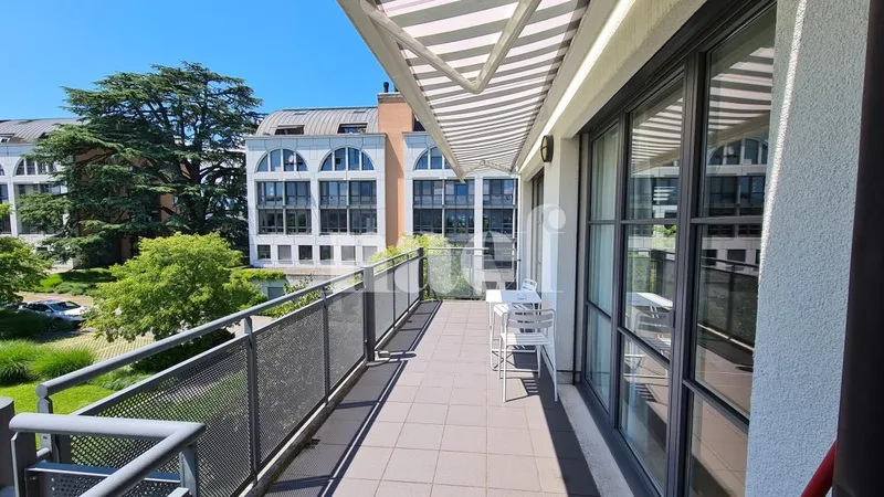 Wohnung 5.5 Zimmer in Nyon