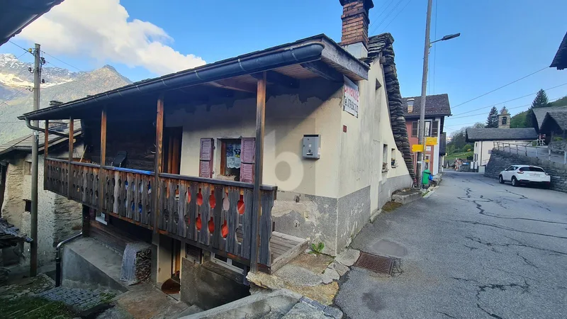 House / Villa 7 rooms in Faido