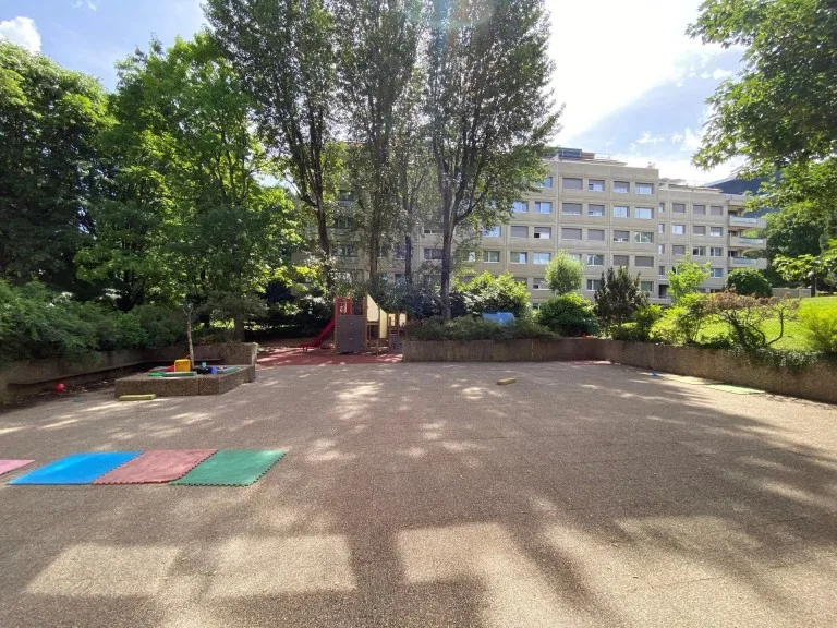 Commercial in Petit-Saconnex — 15