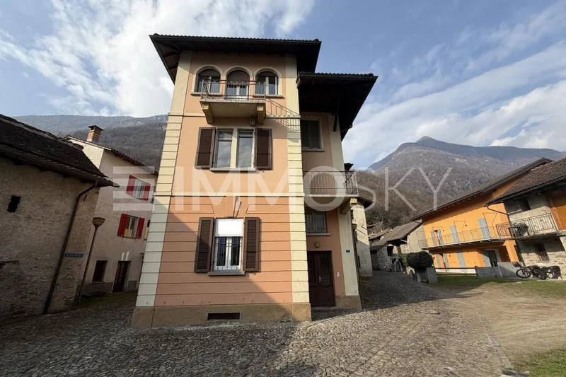 House / Villa 7 rooms in Bellinzona