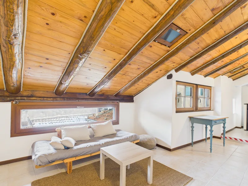 House / Villa 5 rooms in Breggia