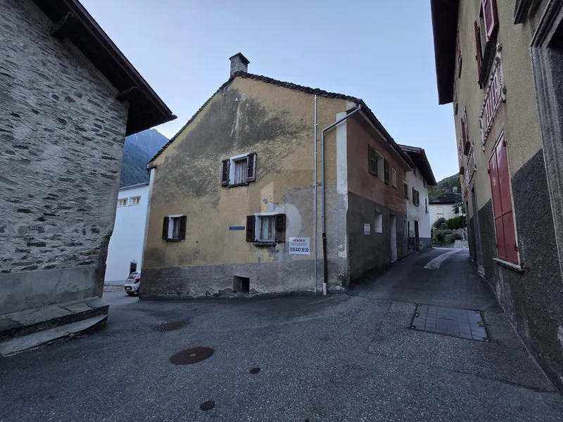 Maison / Villa 6.5 pièces à im Kern von Mesocco
