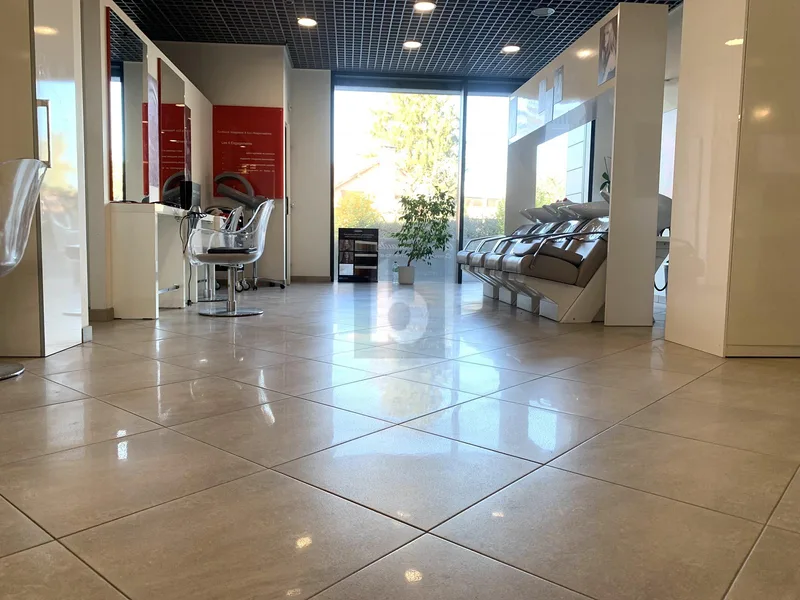 Gewerbe 2 Zimmer in Vernier — photo 3