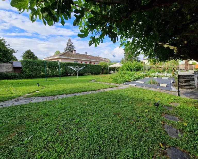 Maison / Villa 8 pièces à Aigle — 17