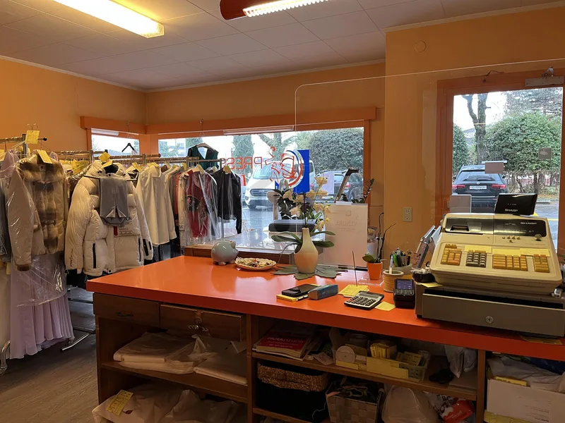Gewerbe 4 Zimmer in Ortsmitte