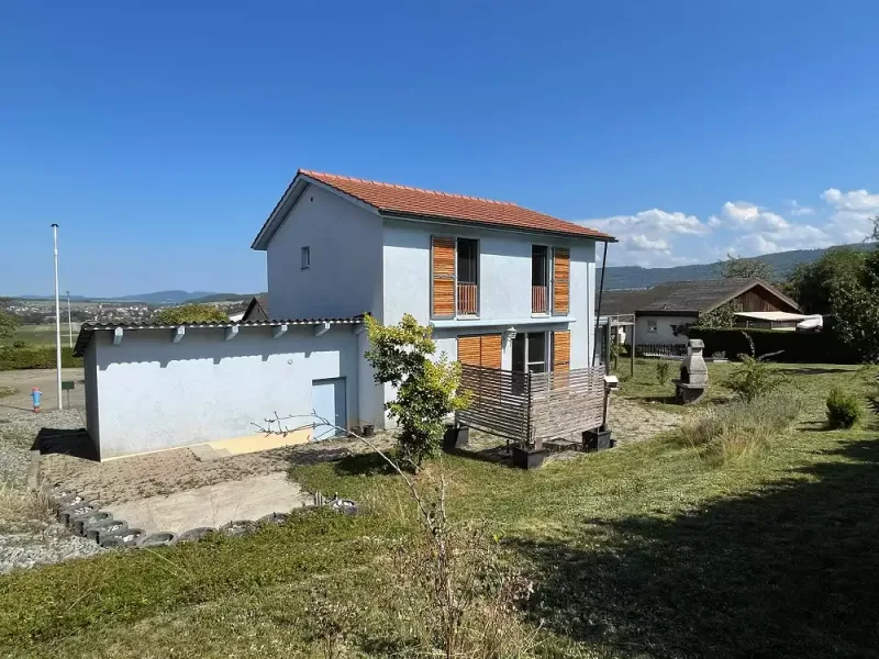 House / Villa 4.5 rooms in Courtedoux — 2