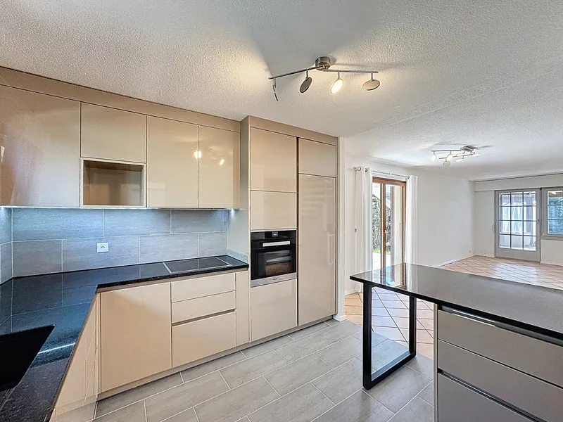 Maison / Villa 5.5 pièces à Froideville — 2