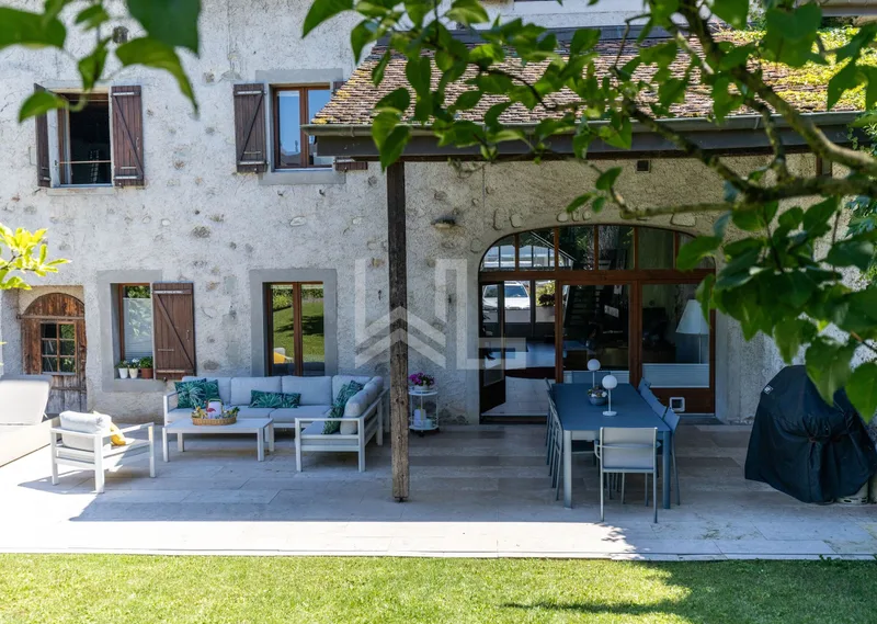 House / Villa 12 rooms in Gland — 3