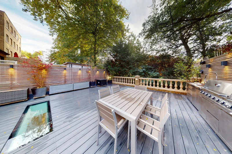 Maison / Villa 11 pièces à Rutland Gate