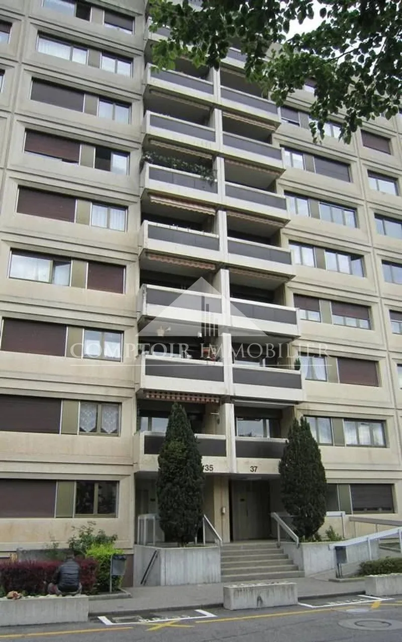 Apartment 2.5 rooms in Petit-Saconnex