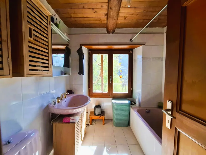 Maison / Villa 7.5 pièces à Auressio — photo 7