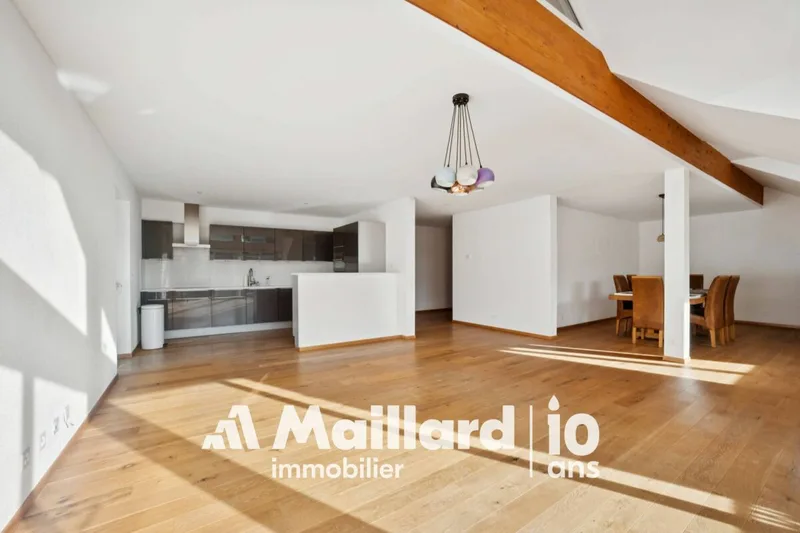 Wohnung 4.5 Zimmer in Saint-Cergue