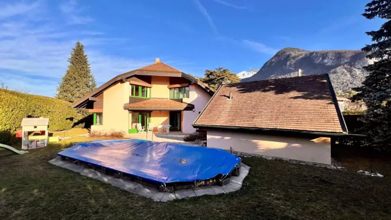 Maison / Villa 9.5 pièces à Aigle — 2