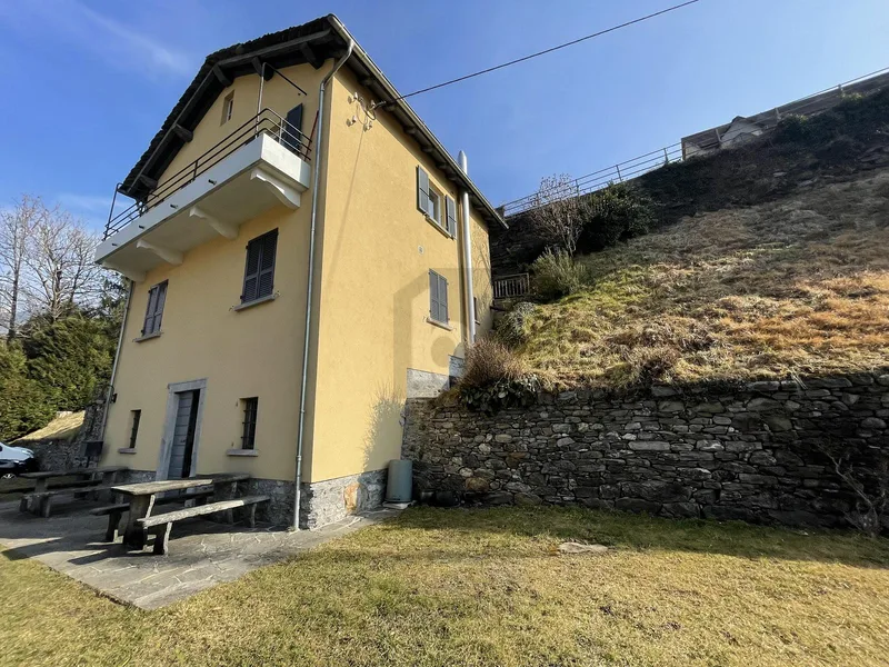 Apartment 2.5 rooms in Roveredo