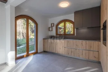 House / Villa 5.5 rooms in Coméraz — 3
