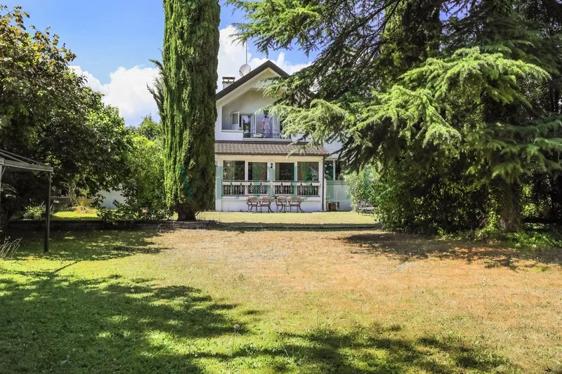 Maison / Villa 7 pièces à Vernier — photo 17