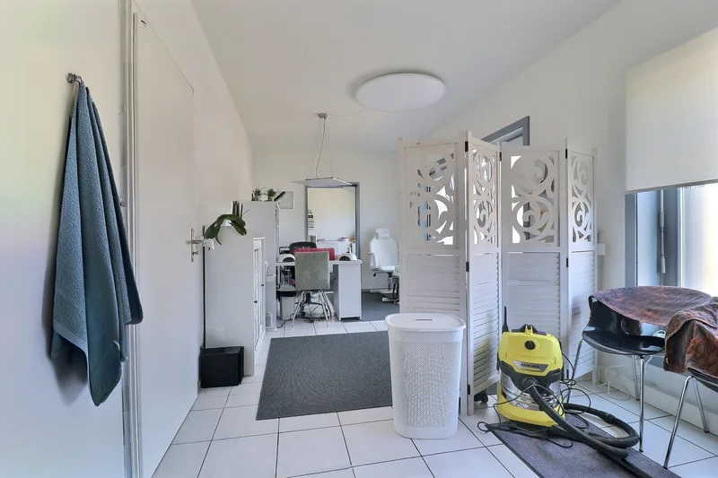Commercial 3.5 rooms in Courtepin — photo 7