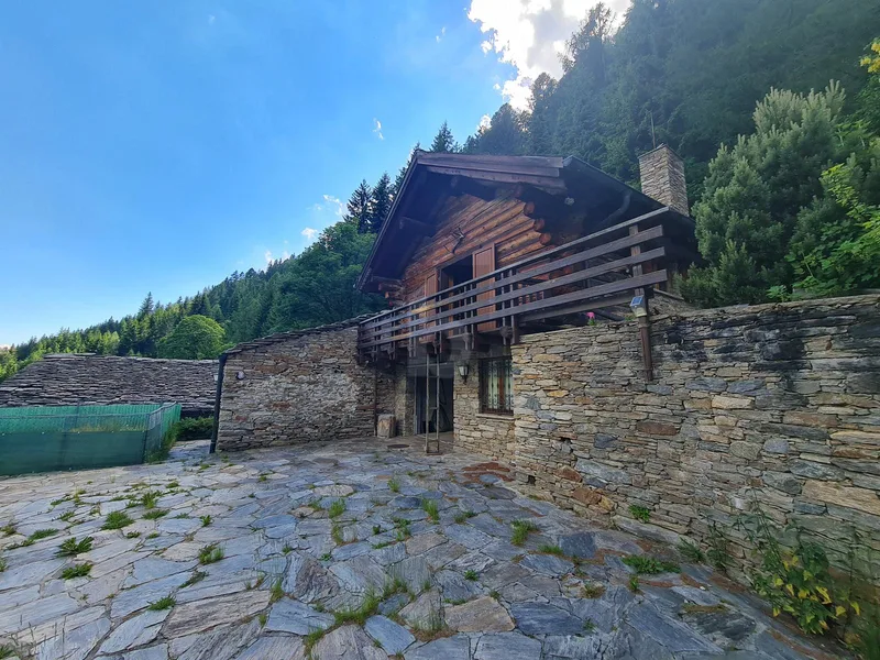 Haus / Villa 5 Zimmer in Rossa