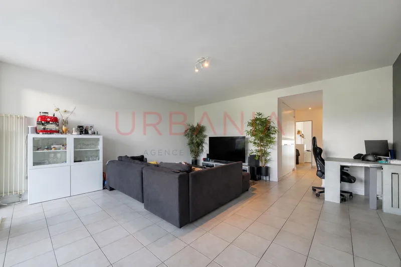 Apartment 4 rooms in Châtelaine — 3