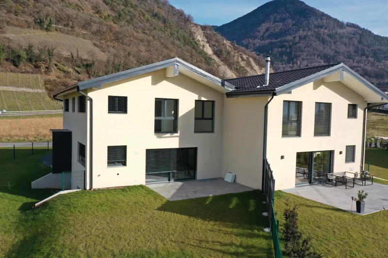 New development 5.5 rooms in En Lombard — 5