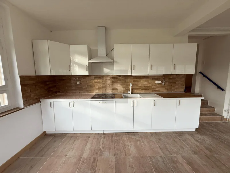 Maison / Villa 8 pièces à Basse-Allaine — photo 3