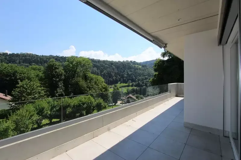 Wohnung 4.5 Zimmer in Clos du Doubs