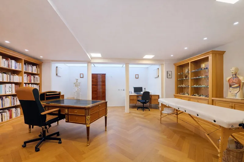 Maison / Villa 10 pièces à quartier du Château — 15