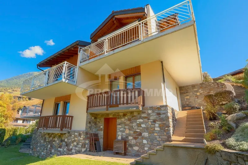 Maison / Villa 8 pièces à Orsières