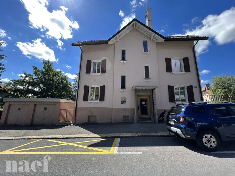 Commercial in La Chaux-de-Fonds
