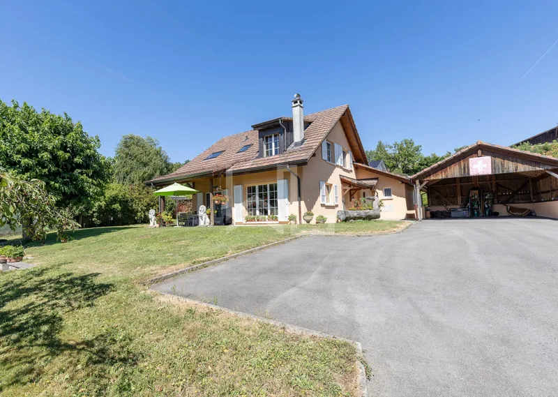 Maison / Villa 8 pièces à Aubonne