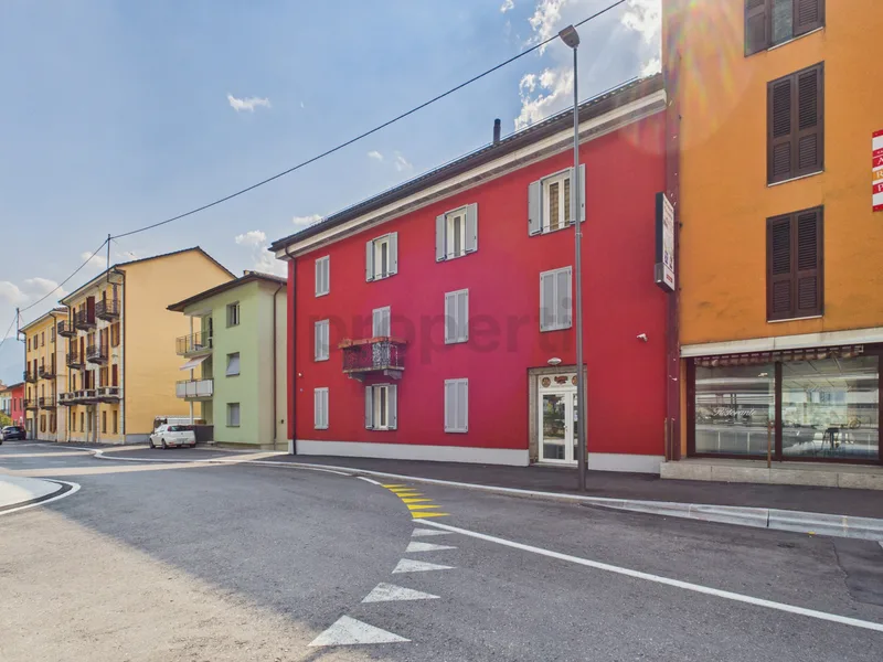 House / Villa 14 rooms in Biasca