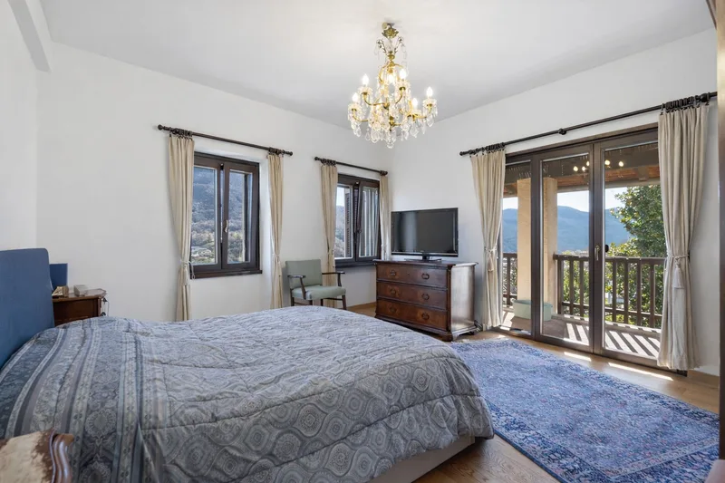 Maison / Villa 7.5 pièces à Collina d'Oro — 10