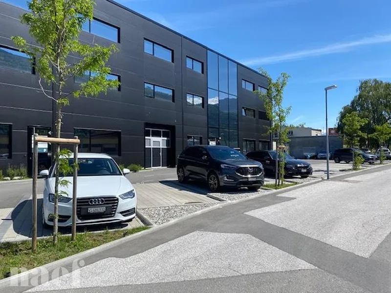 Commercial in Sion