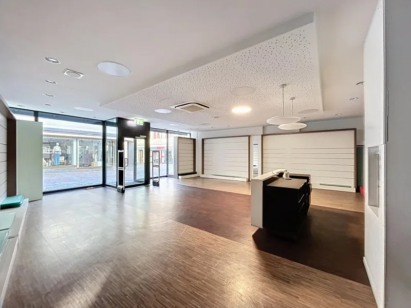 Gewerbe in Arcade — photo 3