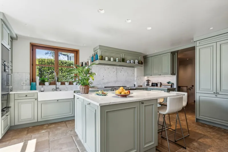 House / Villa 20.5 rooms in Savigny — 7
