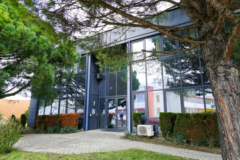 Gewerbe 1 Zimmer in Crissier — 2
