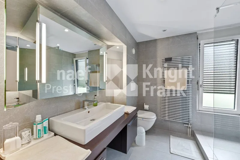 Appartement 6 pièces à Conches — 8