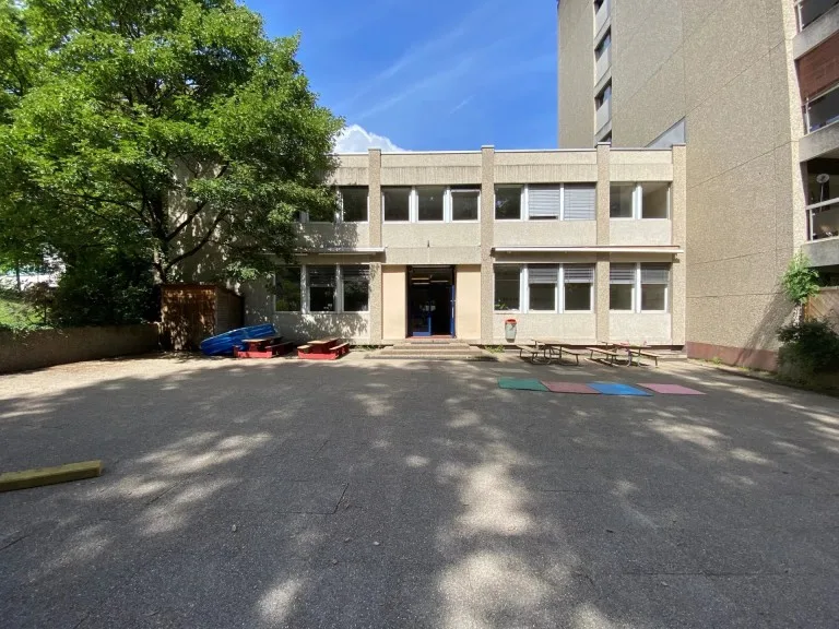 Commercial in Petit-Saconnex — 14