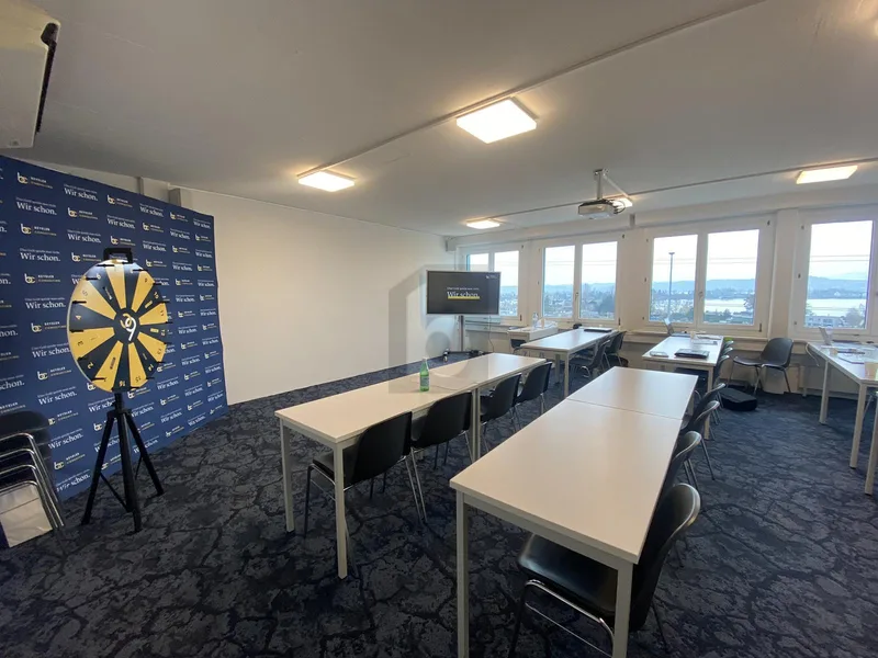 Commercial 1 rooms in Freienbach — 2