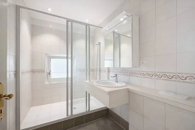 House / Villa 12.5 rooms in Lutry-Sud — 14