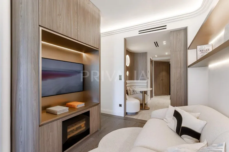Apartment 1 rooms in Saint-Roman — photo 6