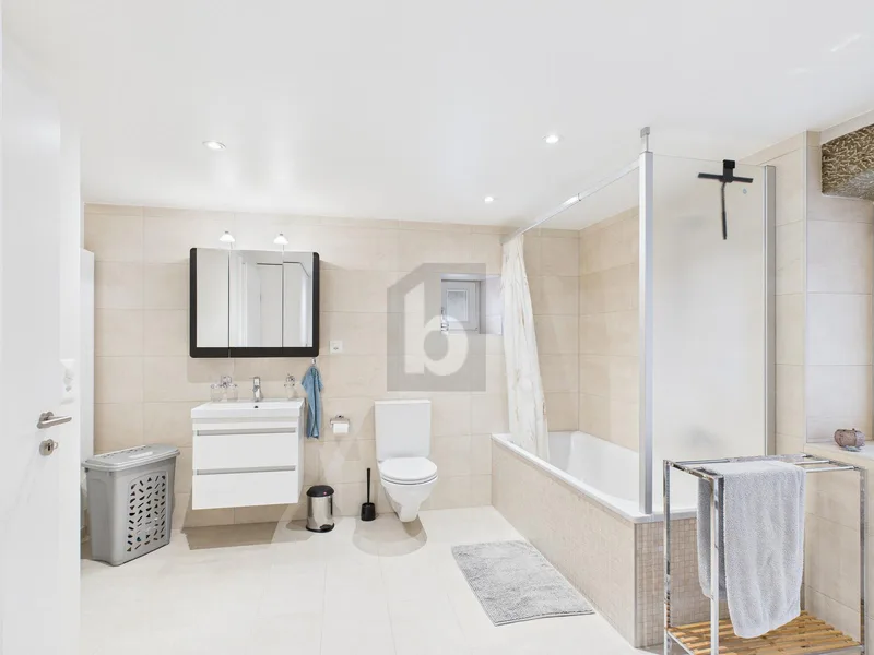 Apartment 5.5 rooms in Valbroye — photo 3