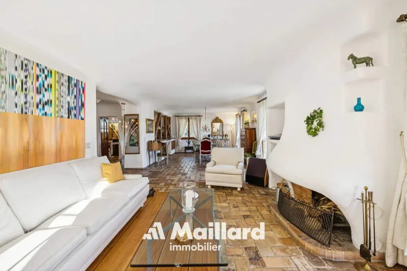 Maison / Villa 8 pièces à Arzier-Le Muids — photo 4