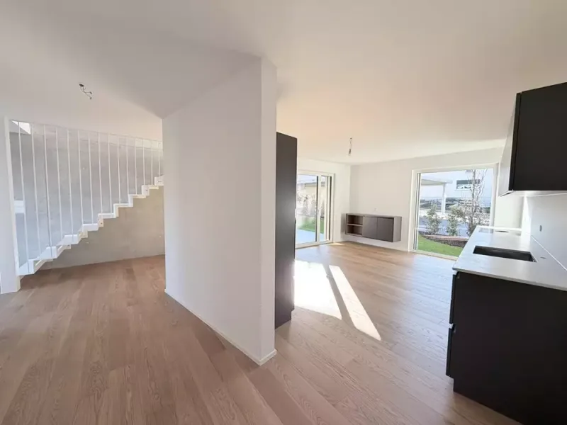 Maison / Villa 5.5 pièces à Rossemaison — photo 3