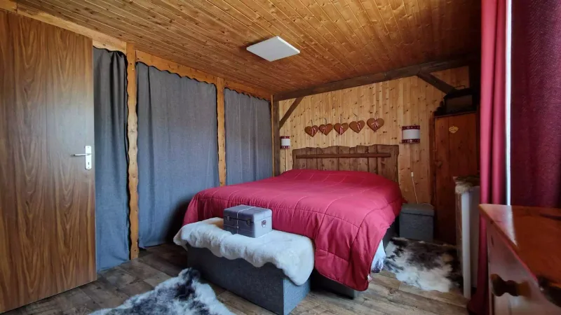House / Villa 7.5 rooms in Perrefitte — photo 9