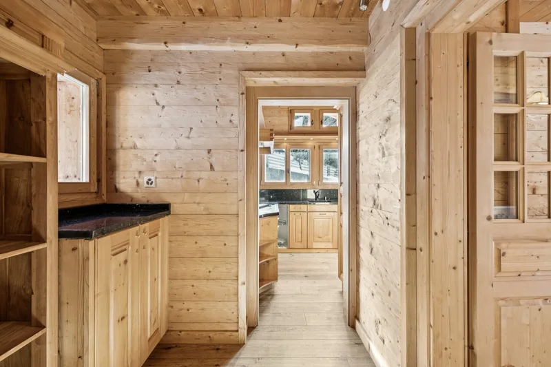 Maison / Villa 7 pièces à Domaine de la Résidence — 18