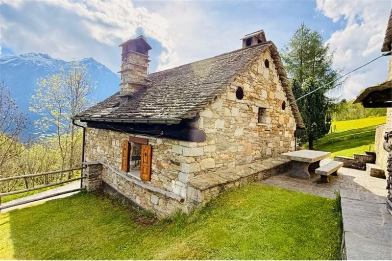 Maison / Villa 4 pièces à Leontica — photo 28
