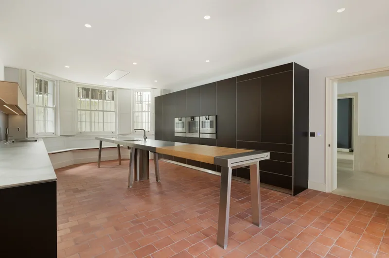 House / Villa 9 rooms in Holland Park — 4