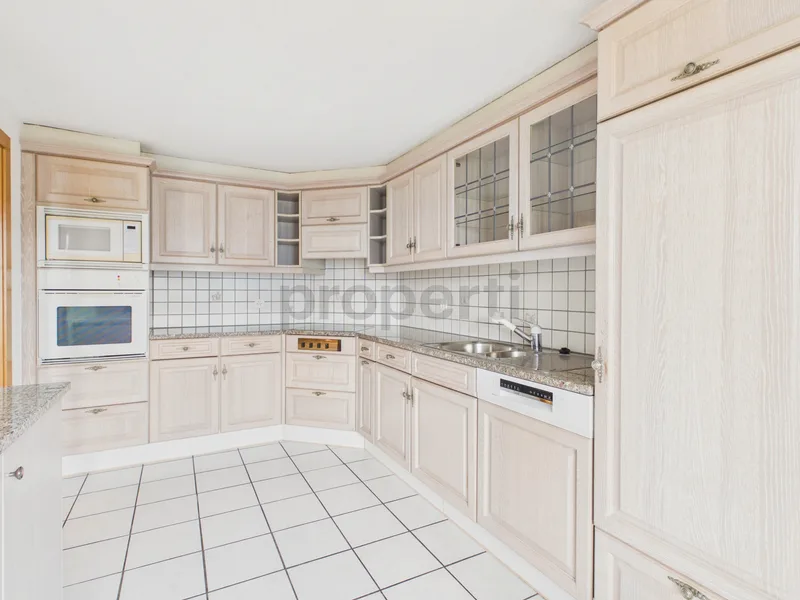 Apartment 4.5 rooms in Weggis — photo 2